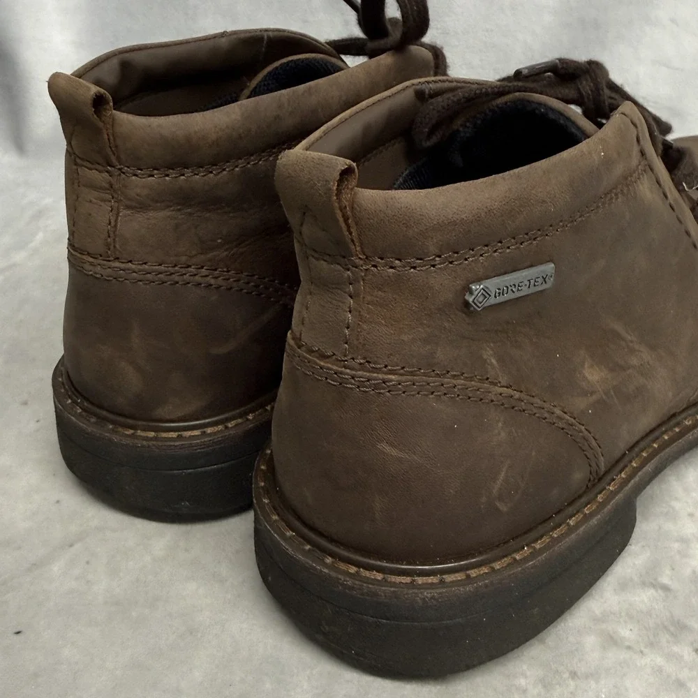 ECCO Boots Mens Size 8 Brown Leather Chukka GORE-TEX Waterproof‎ Comfort Casual